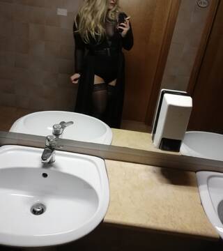 Public Photo of HotGirl91