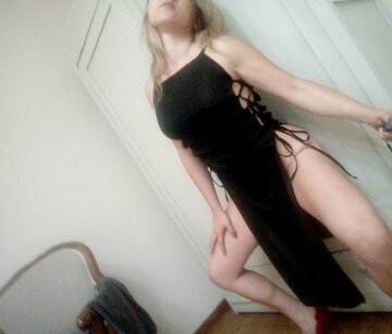 Public Photo of Regina17