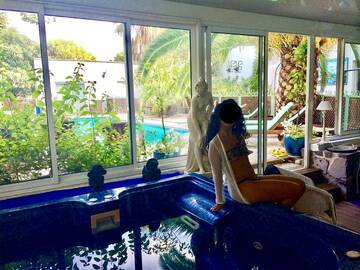 Public Photo of LADY_CRYSTAL